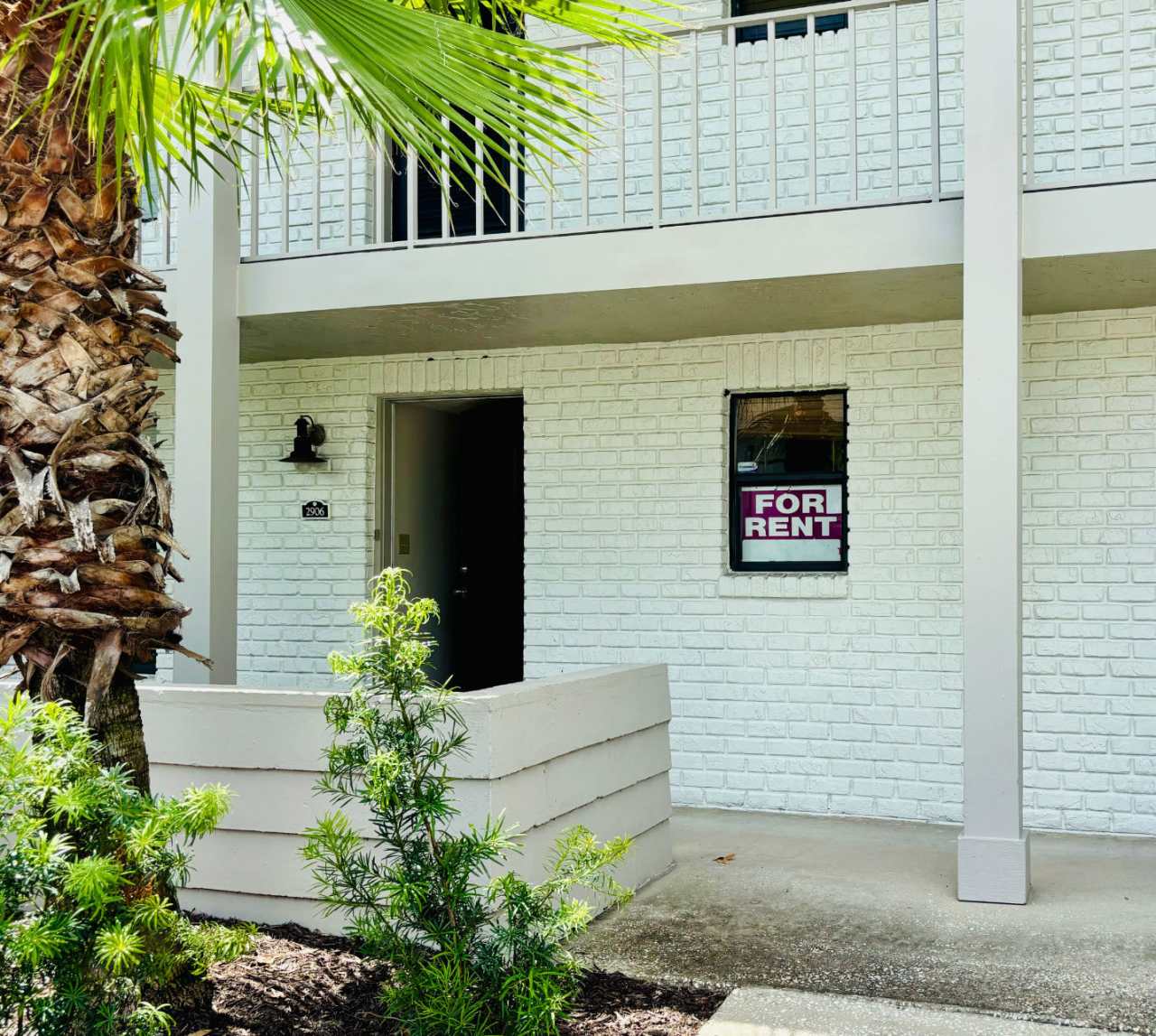 2906 Plaza Terrace Dr