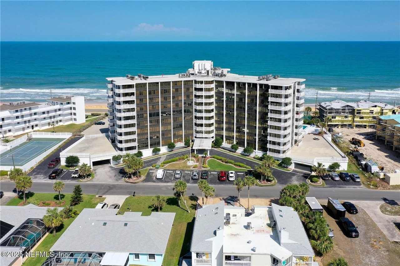 LIFE'S A BEACH- FULLY FURNISHED at the Nautilus 3bd 2bath!