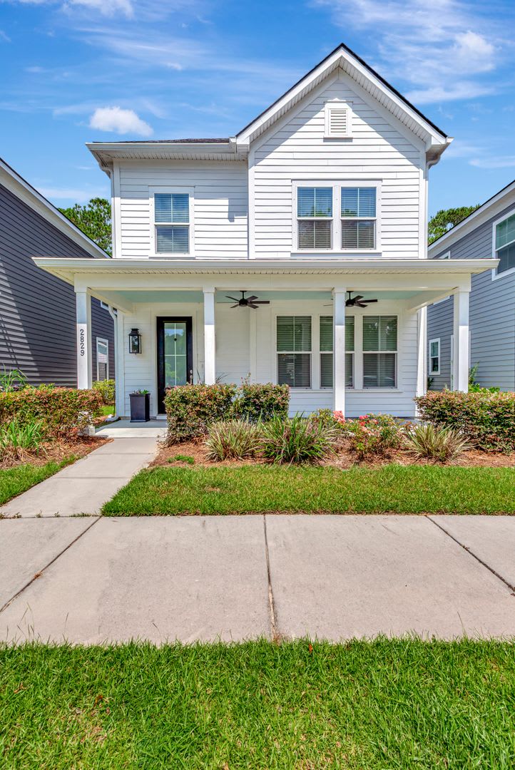 Charming Home in Whitney Lake