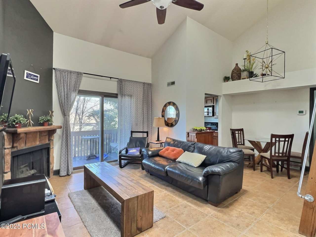 6861 N 2200 West unit: Apt 9W