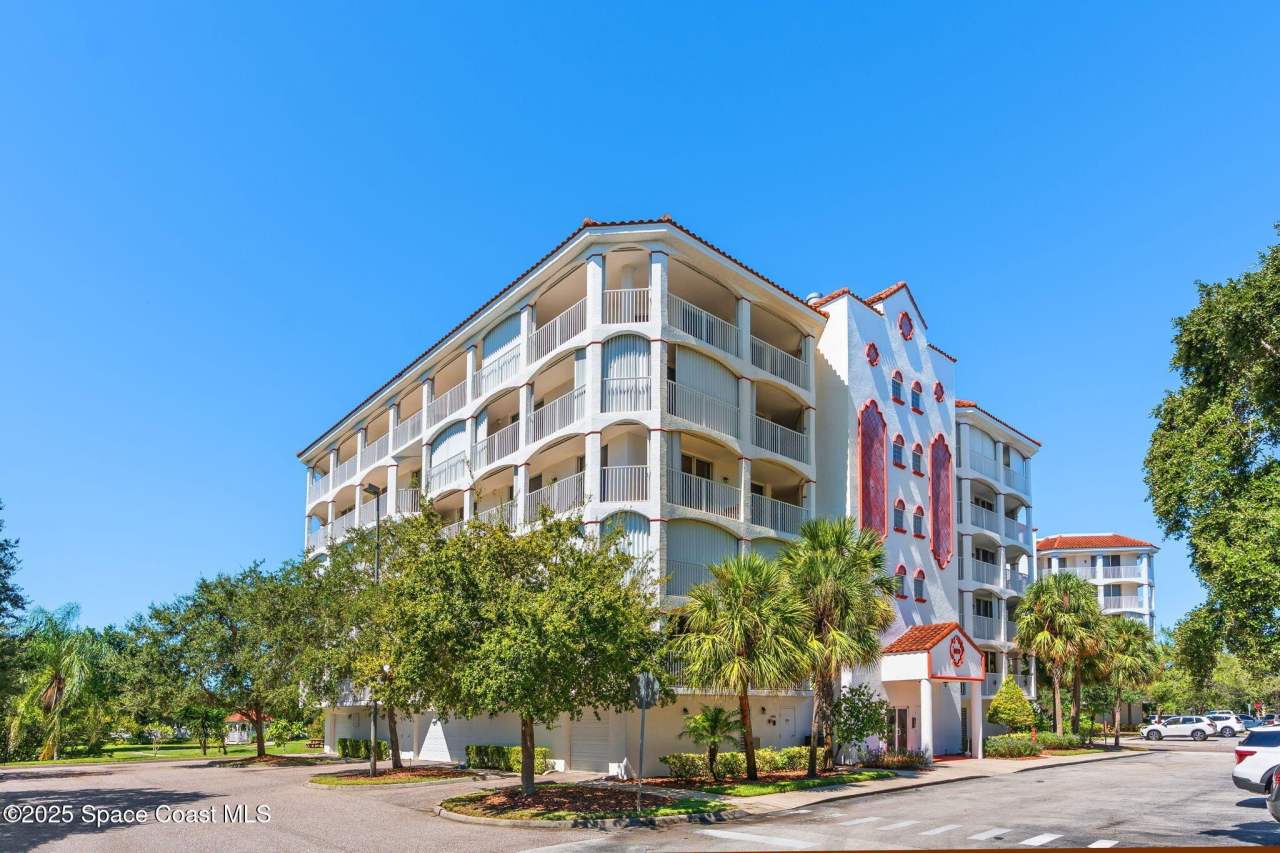 800 Del Rio Way unit: 401