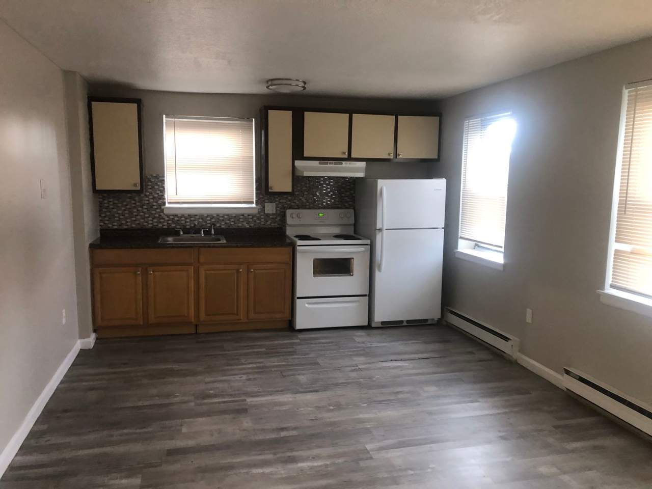 44 NEW BRITAIN AVENUE