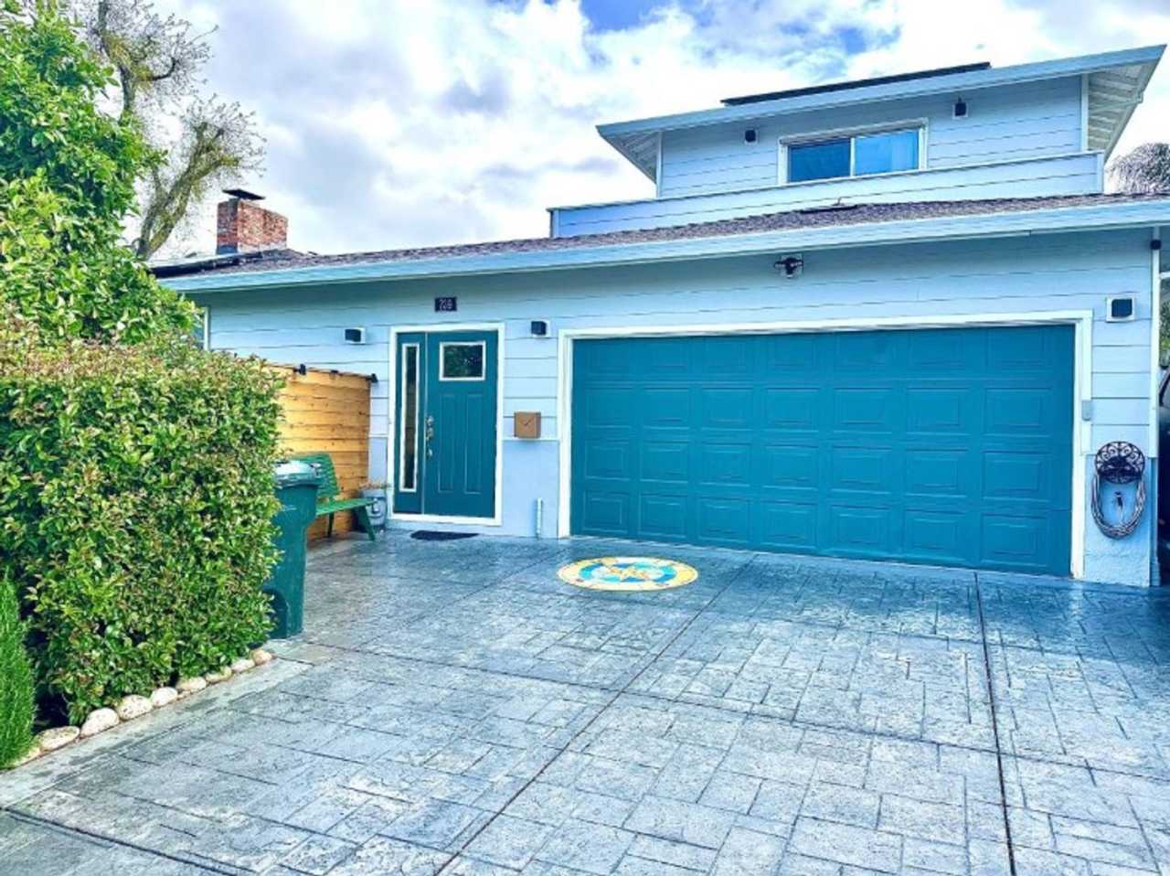 Completely Remodeled, Cozy One Bedroom (Studio) in Pleasant Hill