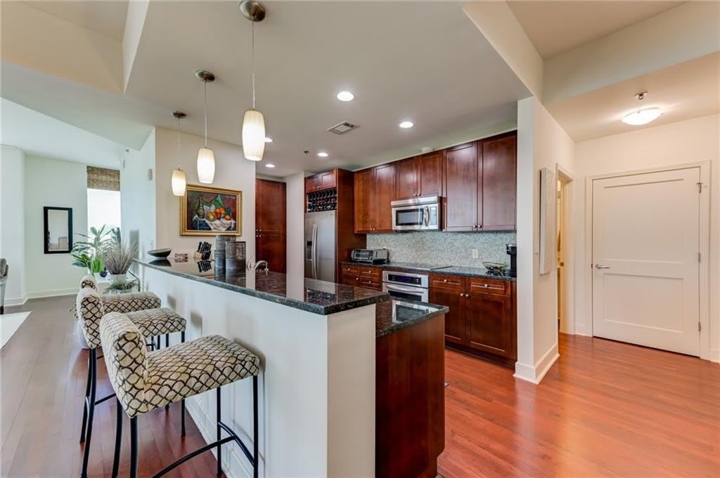 2795 Peachtree Road NE