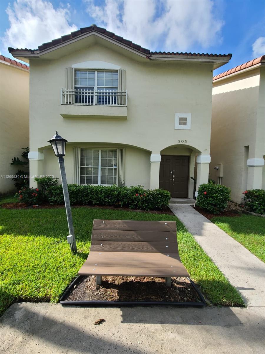 305 Northwest 109th Avenue