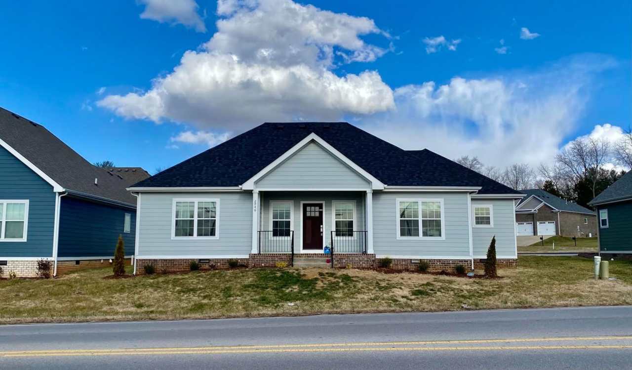 2946 Smallhouse Road - NEW RESIDENT SPECIAL! ONE MONTH FREE!