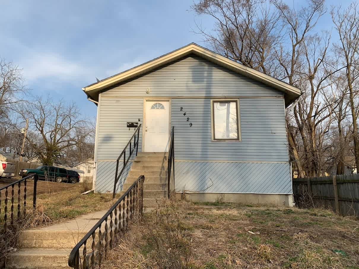 Updated and Spacious 2 Bedroom Home!