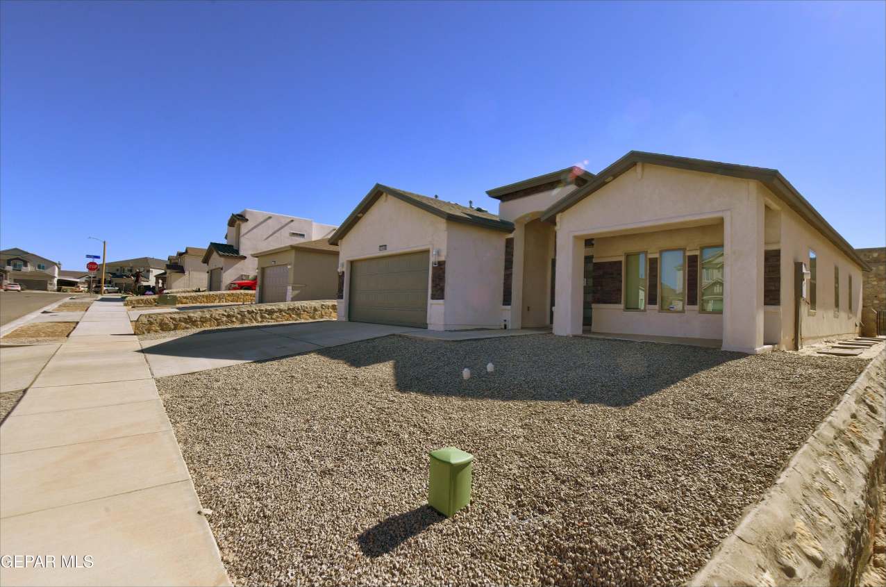 12844 Giovanni Grajeda Avenue