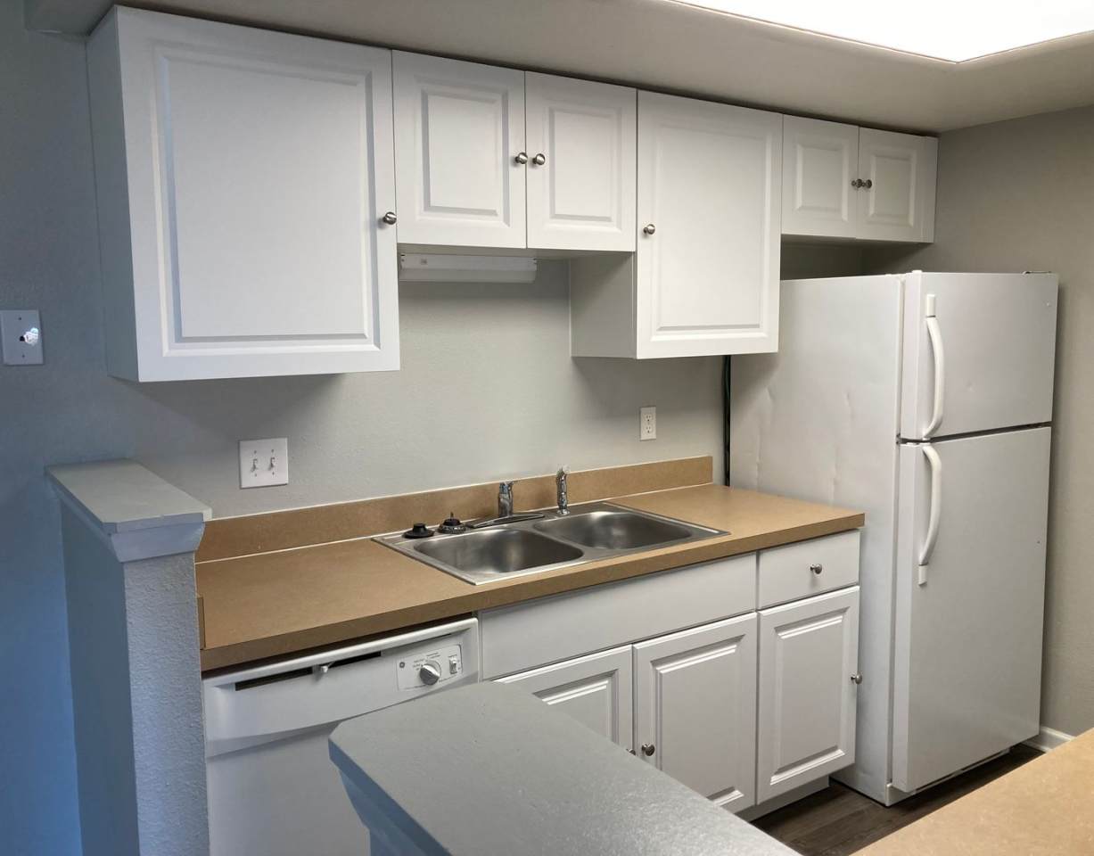 Beautifully Renovated 2-Bed, 2-Bath Condo – 1,020 sq. ft. Pool and clubhouse plus lots more!