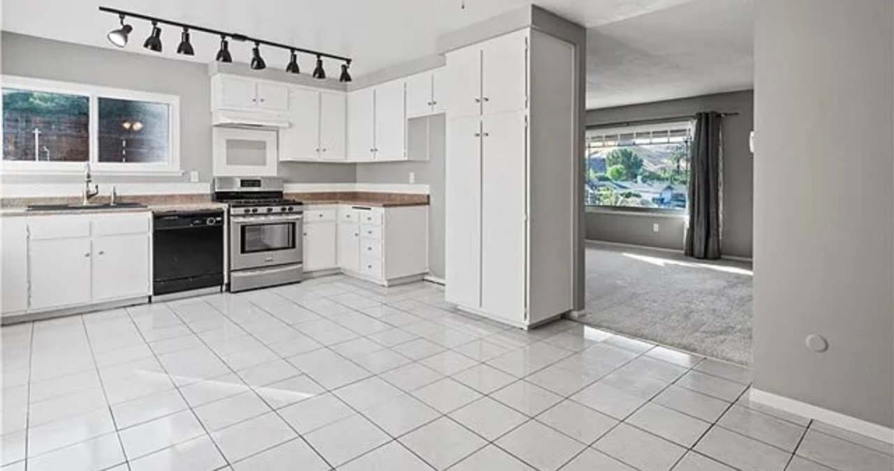 Hidden in the Hills of Canyon Country is a 3 bed 2bath home with a 2spas and mountain veiws all around you