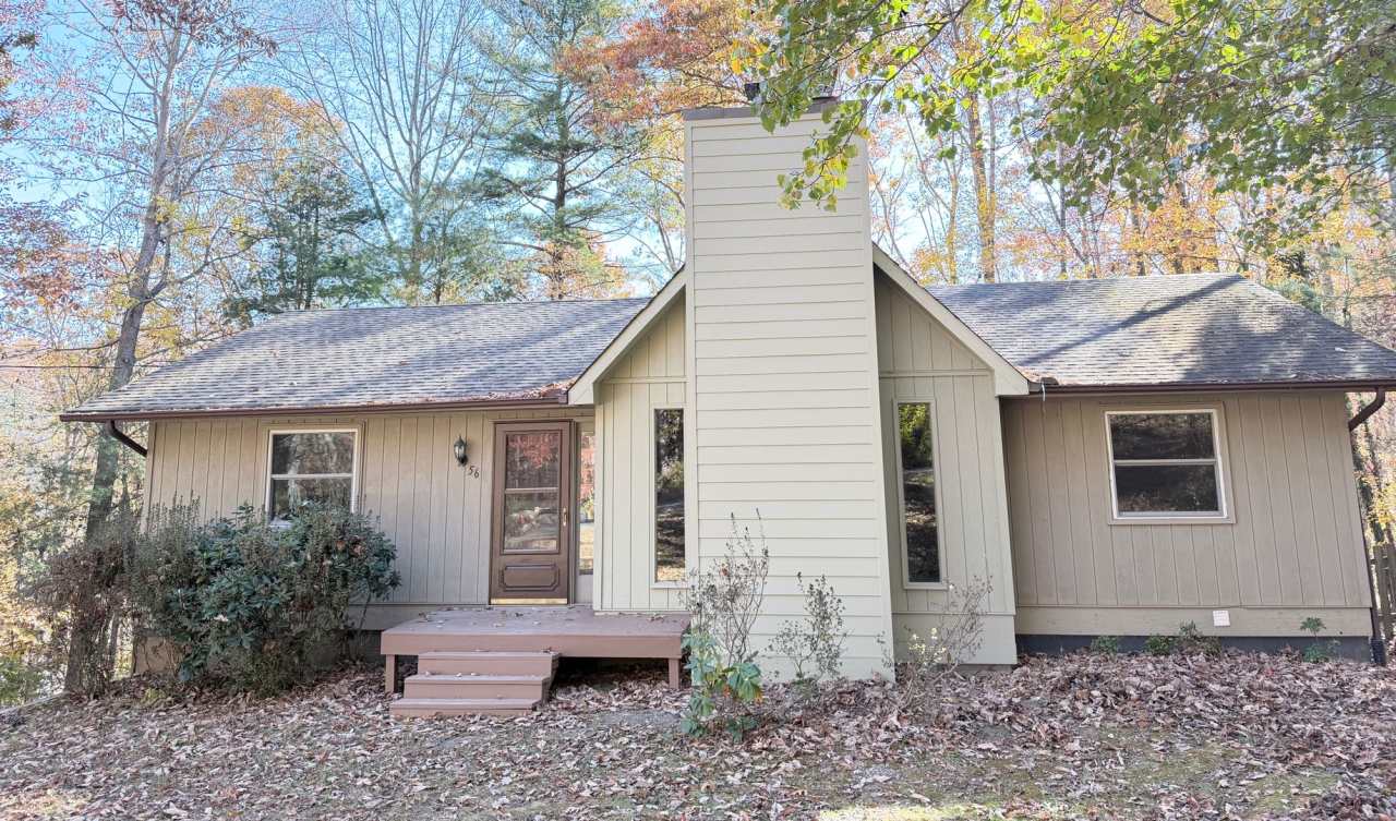 North Asheville, Private home with wooded lot, Asheville City Schools
