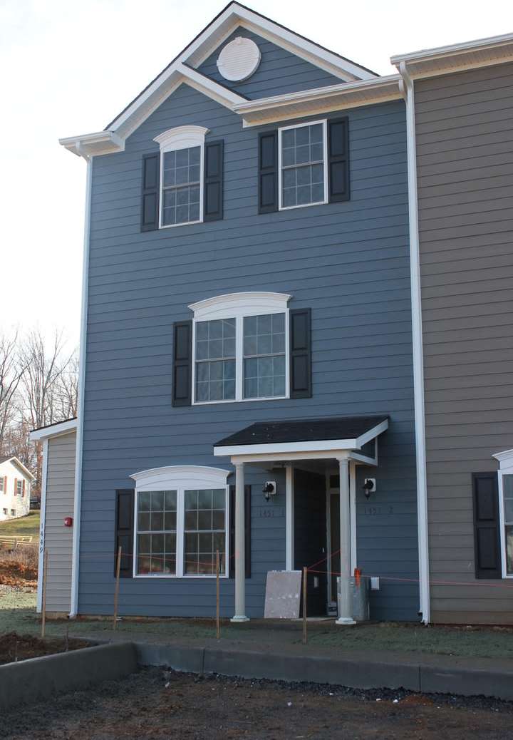 One Bedroom Garden Apartment