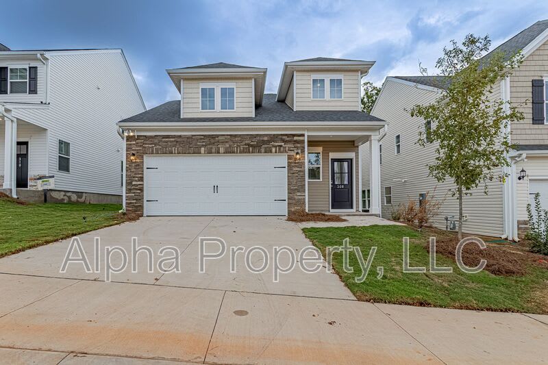 308 Poinsett Bridge Way