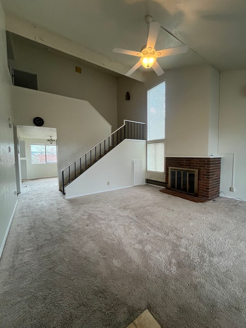 3-Bedroom 1 1/2 Bathroom Condo in West Eugene