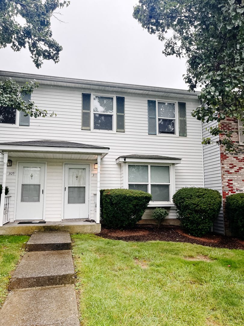 4 Bedroom, 2 Bath Townhouse