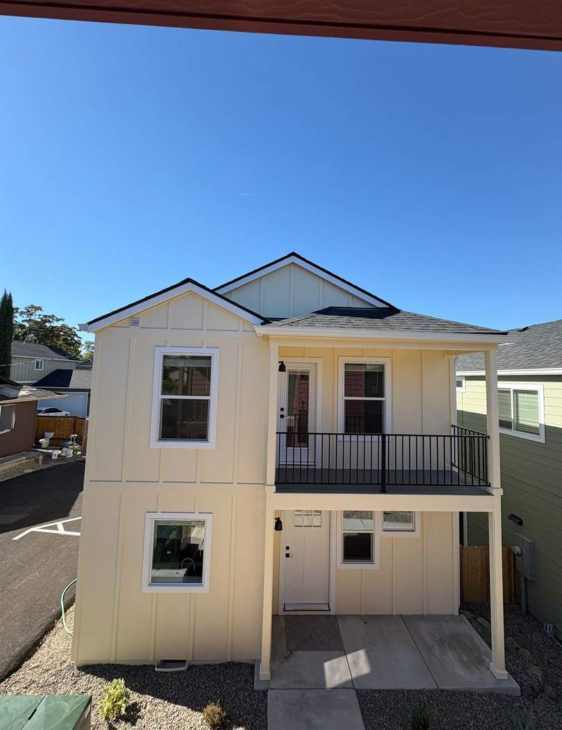 New Construction 3-bedroom, 2-bathroom townhouse