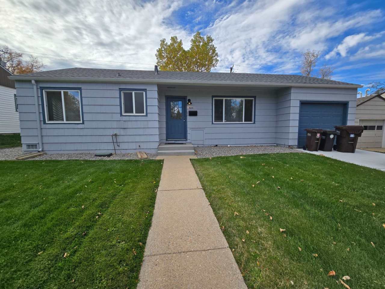 AVAILABLE NOW! Updated 3 Bedroom Ranch in South Boulder!