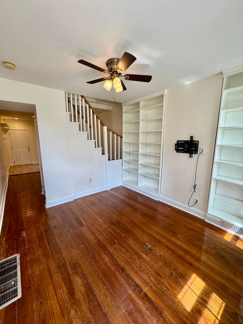 Charming 2-Bedroom Home in Fishtown/Olde Richmond – Steps from Frankford Ave!