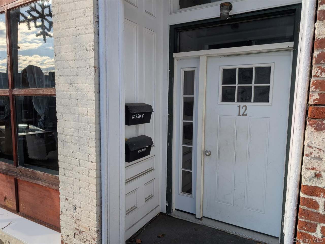 12 Railroad Avenue unit: Floor 2