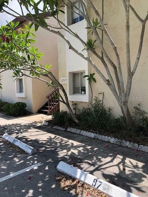 2717 HIDDEN LAKE BOULEVARD C