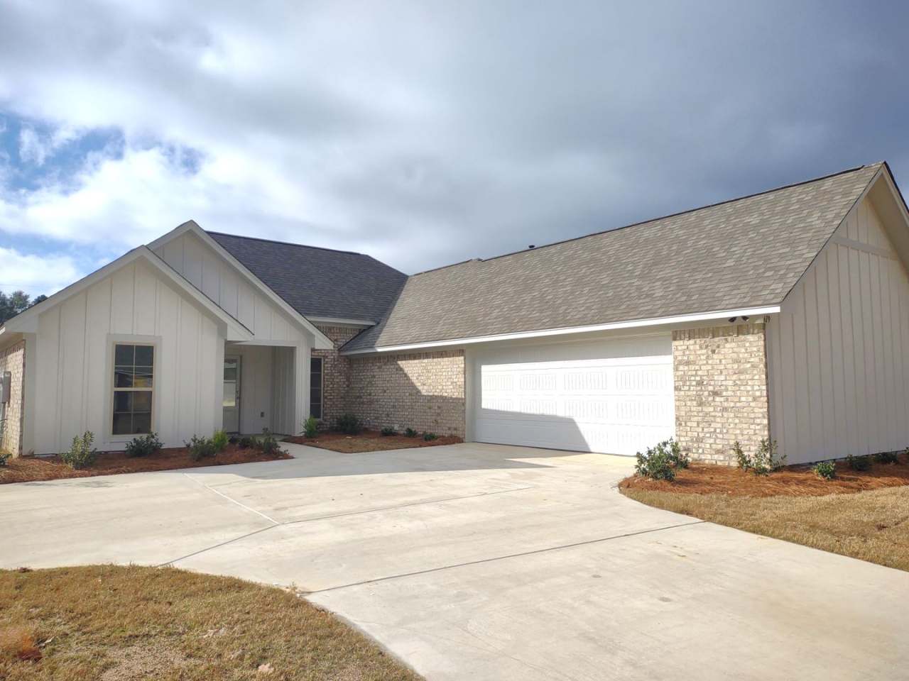 *****JUST REDUCED*****619 Westfield Drive Pearl, MS 39208