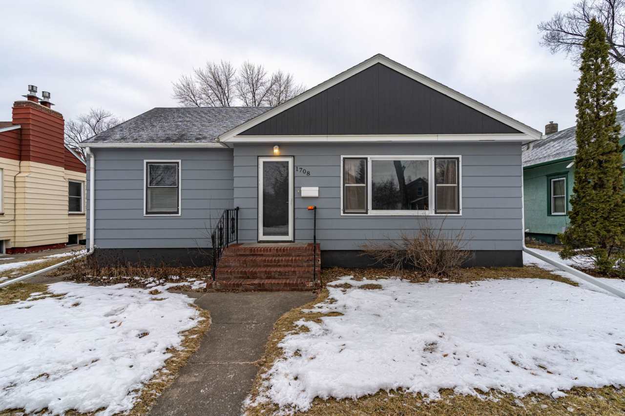 Single Family Home For Rent: 1708 2nd Avenue N.