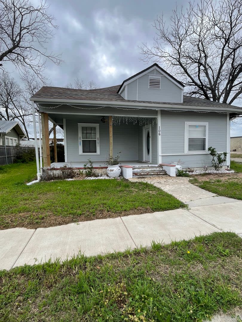 3/2 Remodeled Home in Lampasas