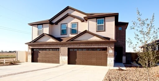 AVAILABLE NOW! LUXURY TOWNHOME LOCATED IN BASTROP, TEXAS!