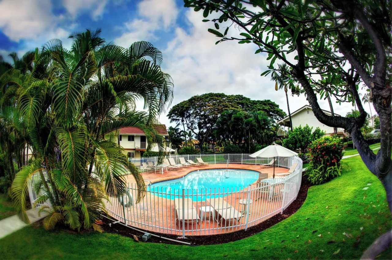 Partially Furnished 2BD/2BA Ground Floor Condo in Keauhou