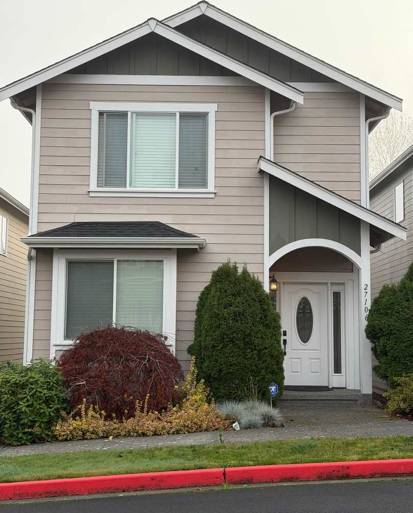 Beautiful 4 bedroom 2 story home ready for January 1 move in.