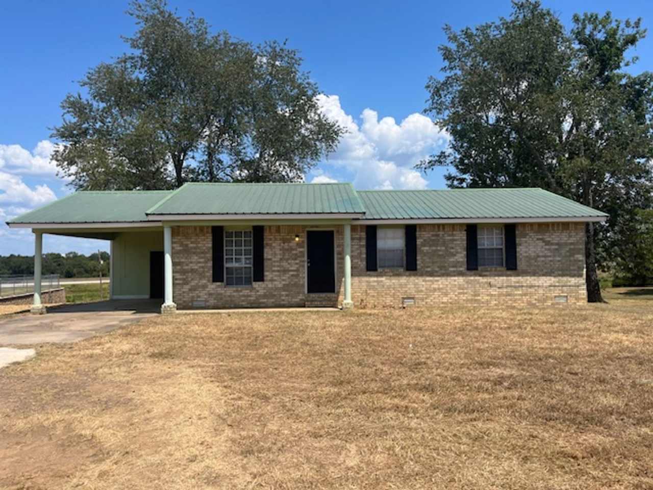 Welcome to your dream home in Russellville, AR!