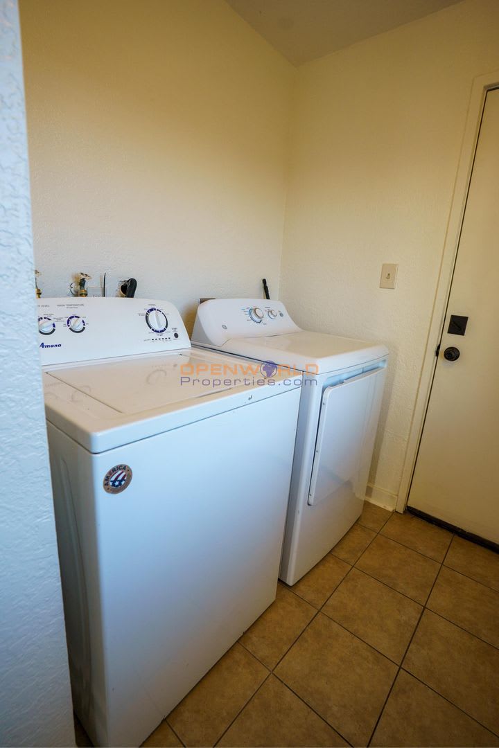 Mason Street Unit B, 1984