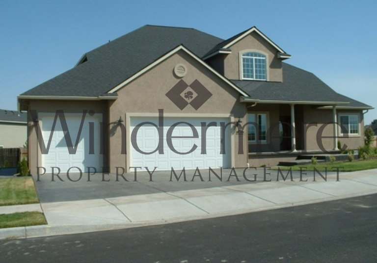 1827 Bliss Lane *4 bedrooms*