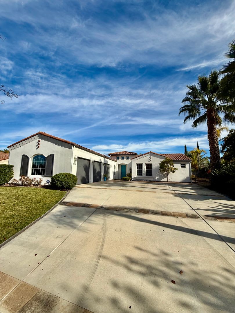 Luxury 4 Bedroom 3 Bath single family home located in the prestigious community of Del Oro