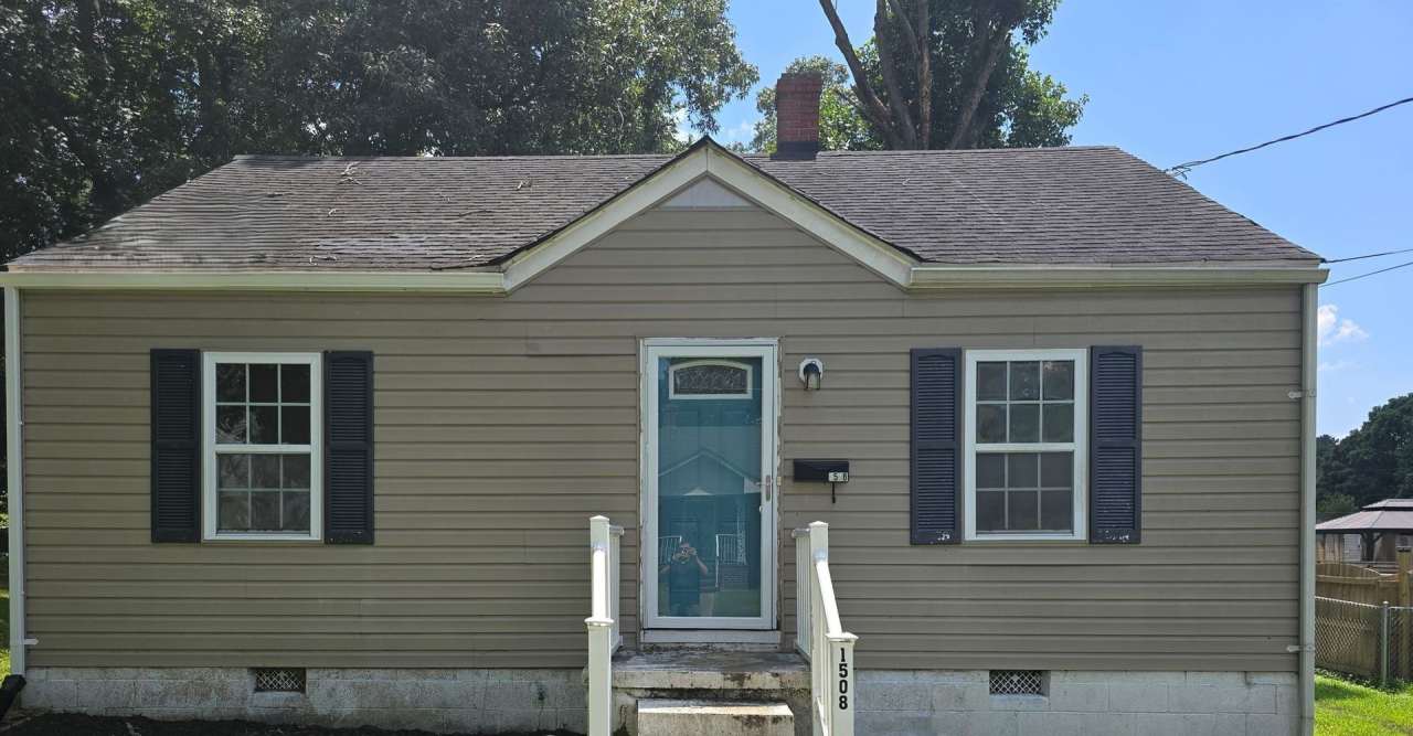 2 bedroom home in Petersburg