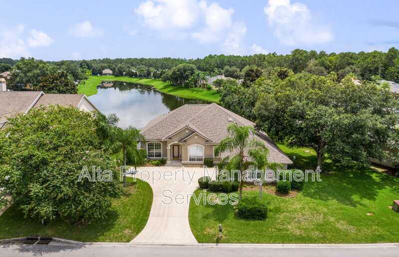 1228 Loch Tanna Loop