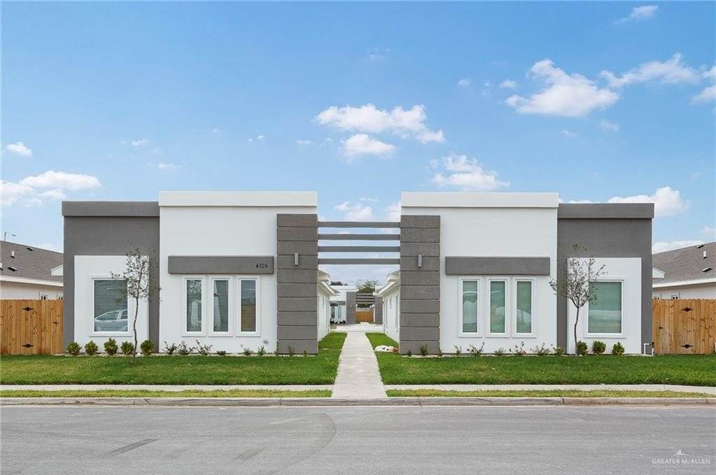 4705 Mulberry Avenue unit: 2