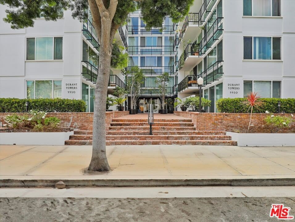 9950 Durant Dr