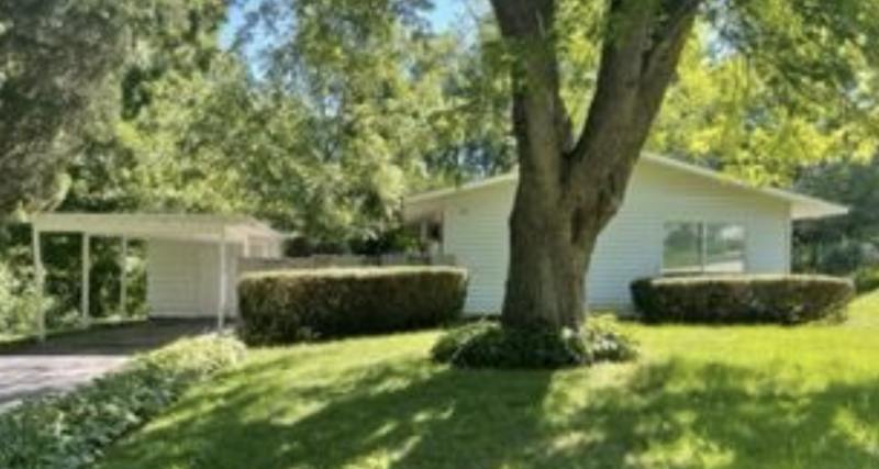 33 South Prairie Street