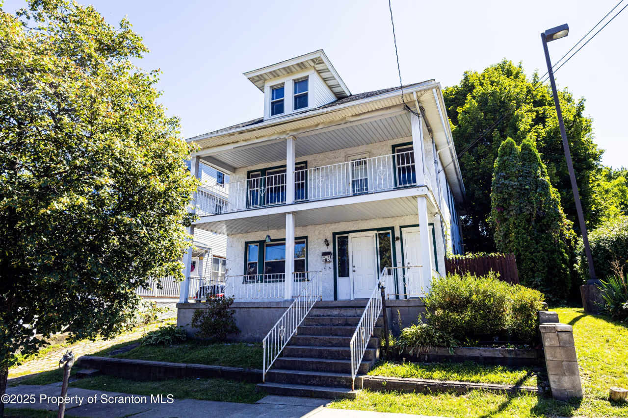 1314 WYOMING AVE(top floor) Avenue