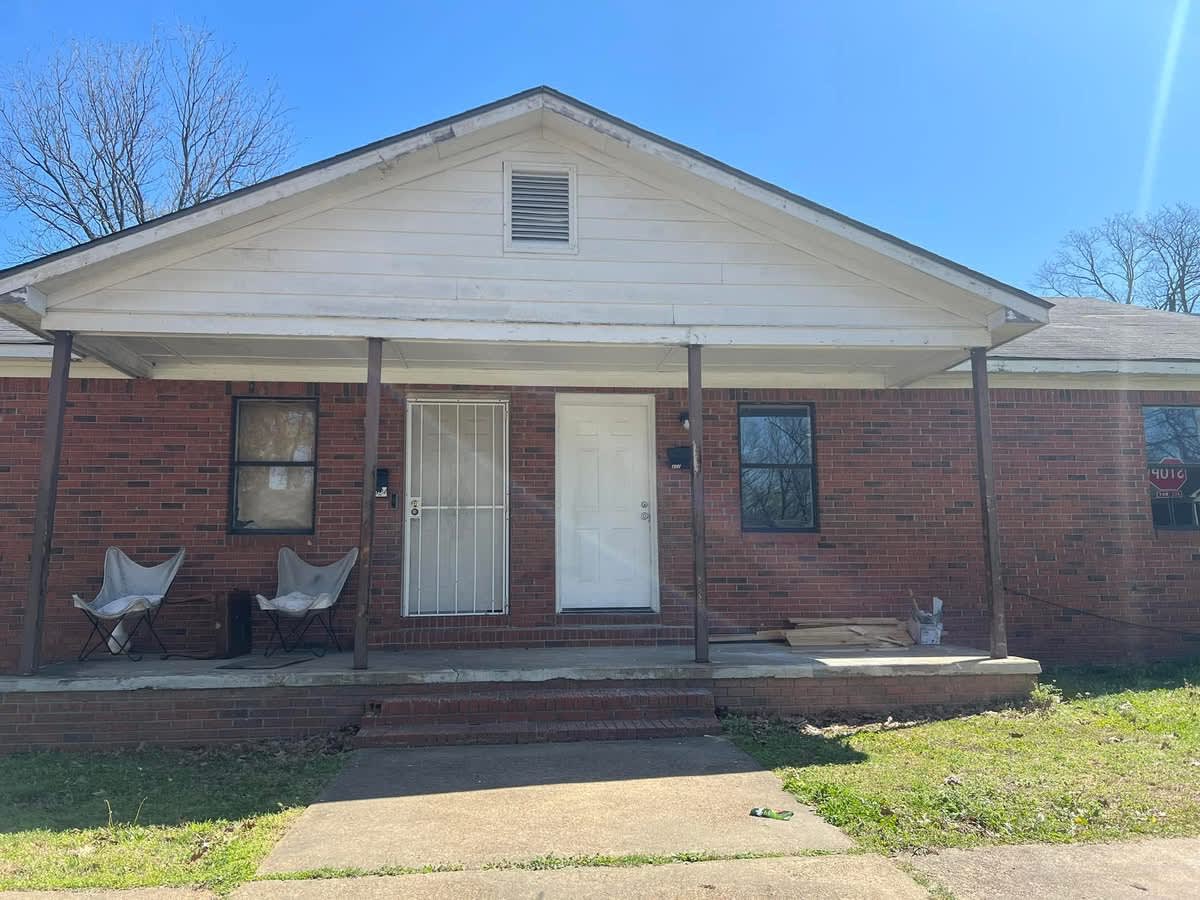 402 Simonton Street - 1