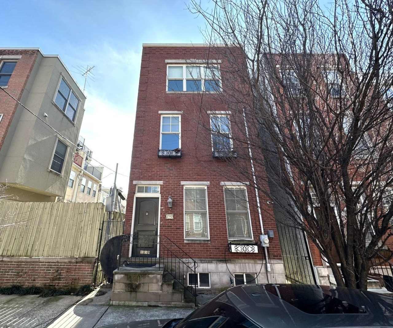 Stunning 5-Bedroom Home with Finished Basement and Rooftop Deck! Available NOW!