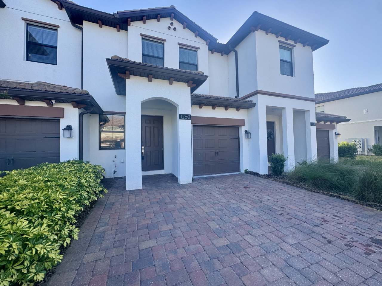 1250 Royal St George Blvd