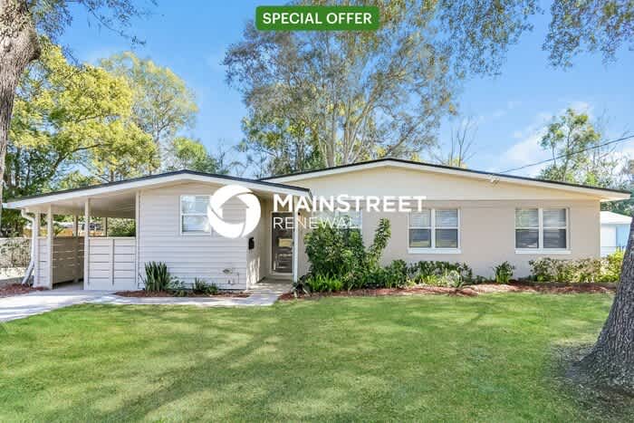 4433 Lane Avenue South