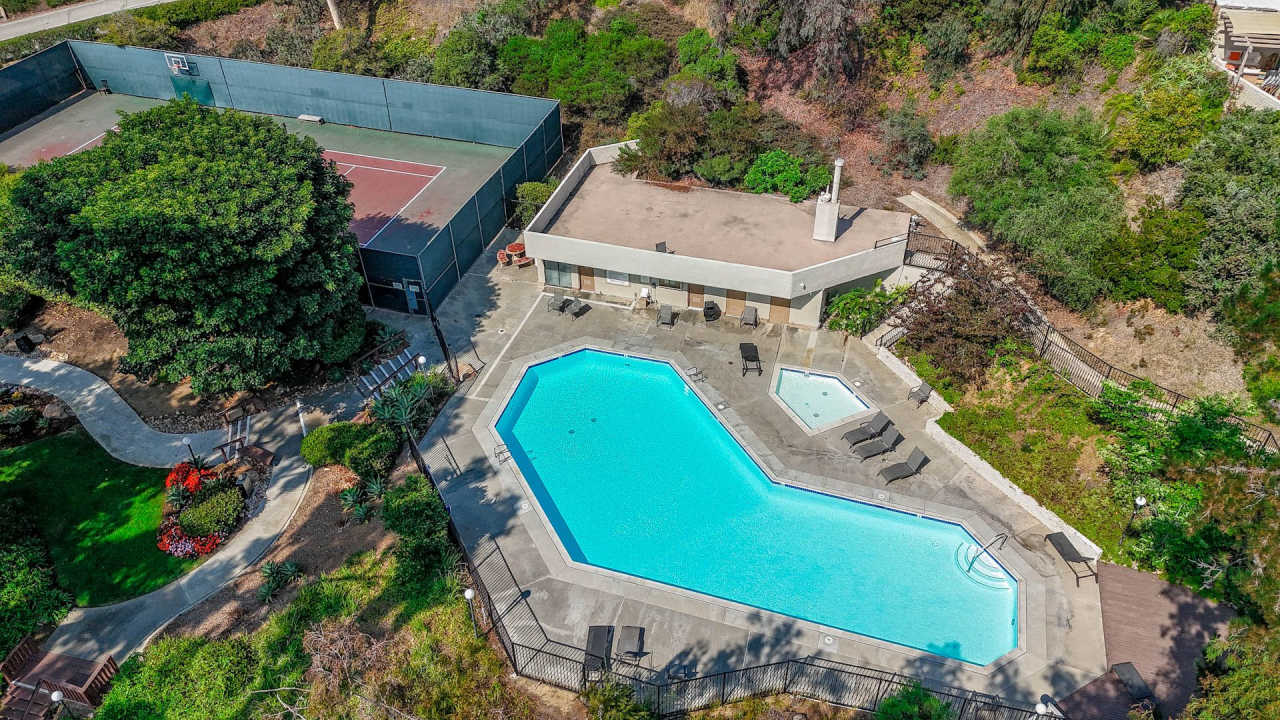 THANKSGIVING SPECIAL, $1,000 of 1st months rent - La Jolla Shores Heights - 4 Bedroom, 2.5 bath with Solar Power!