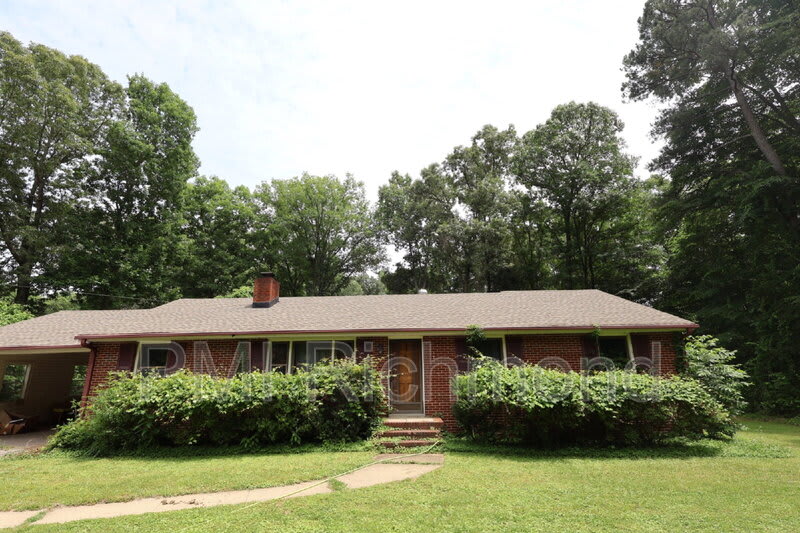 4931 Lair Drive