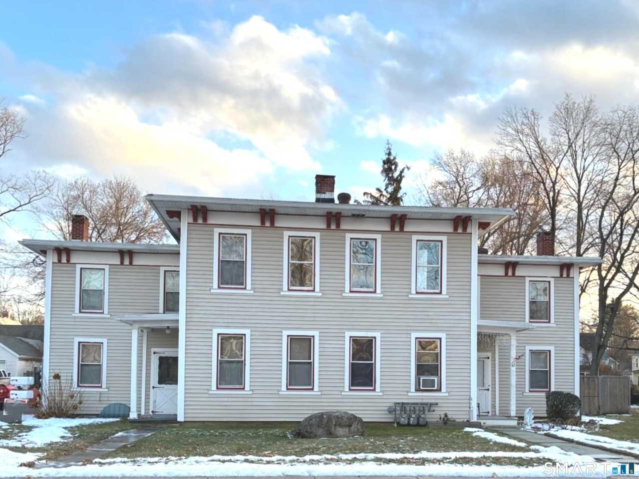 42 Woodbridge Street