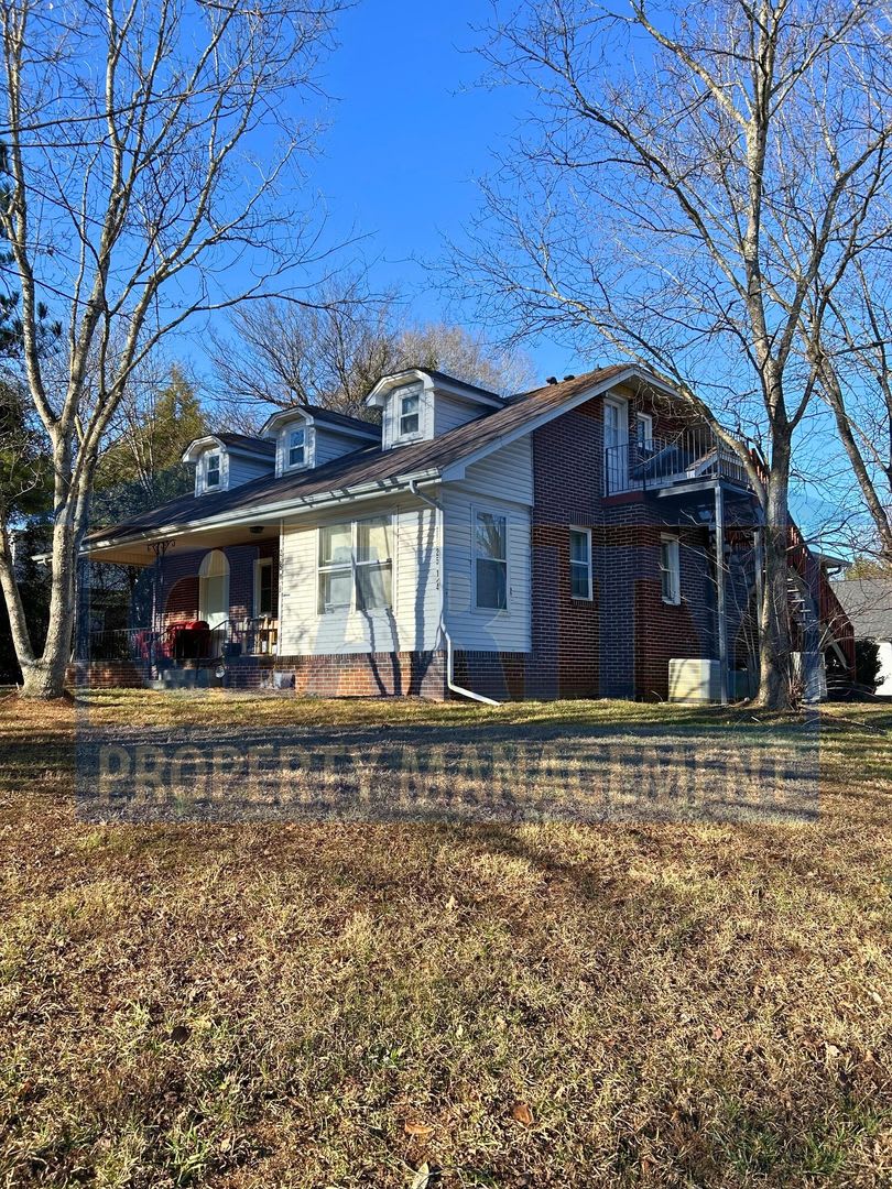 One bedroom apartment across from Lee University!