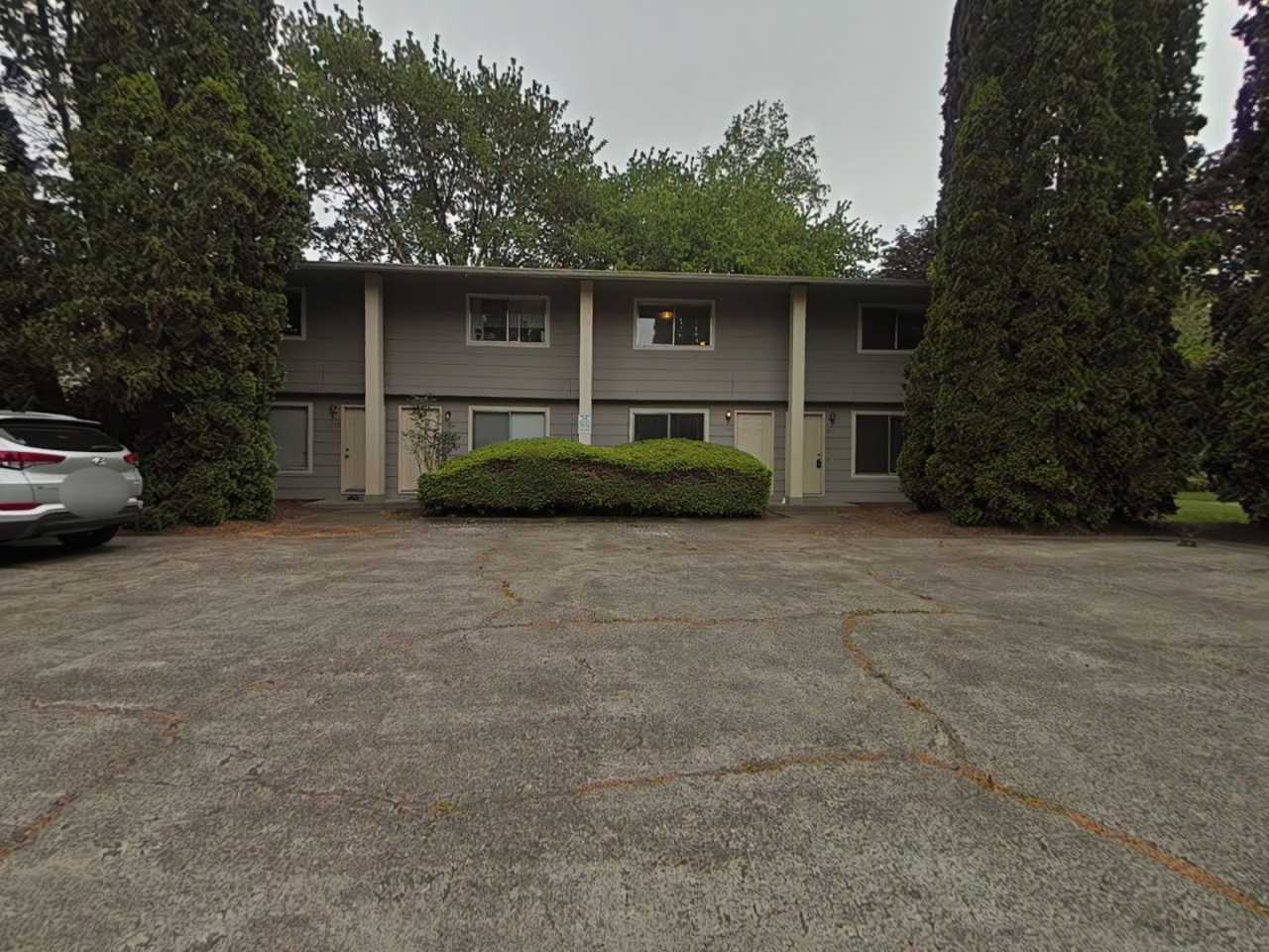 2 Bedroom 4-Plex ~ South Corvallis ~ Small Pet Friendly