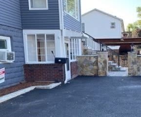 77 Bristow St unit: 1